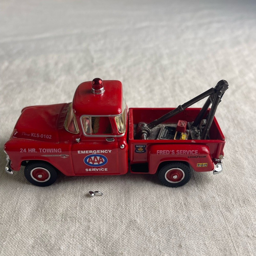 1955 Chevrolet 3100 AAA Tow Service 1/43 Scale Die-Cast Model Matchbox W Box COA - Picture 3 of 16